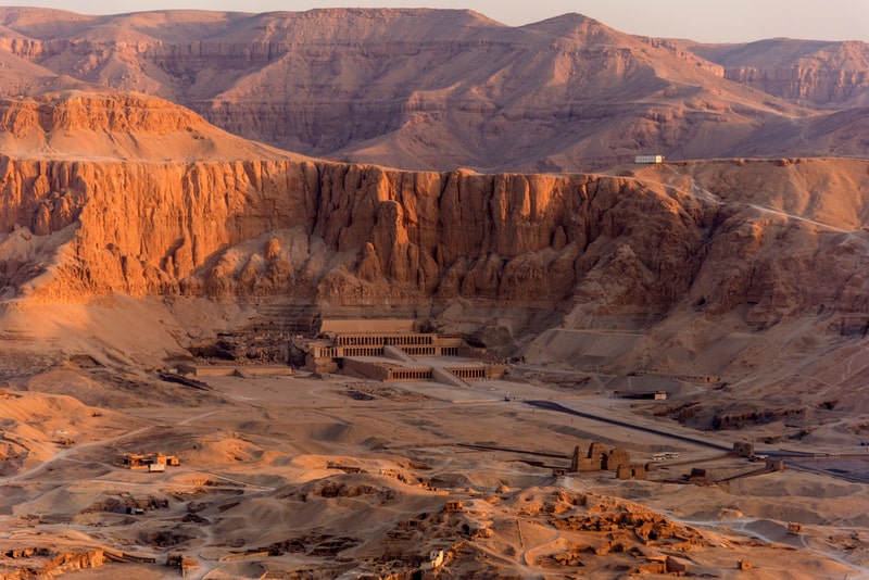 hatshepsut temple luxor egypt