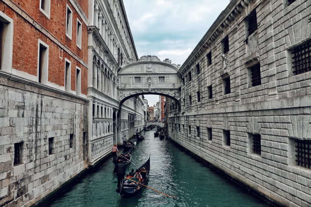 bridge of sighs, venice, doge's palace, two week italy itinerary
