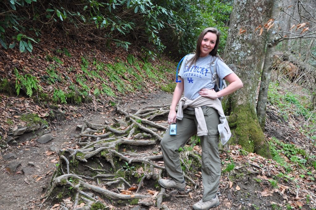 rainbow falls hiking