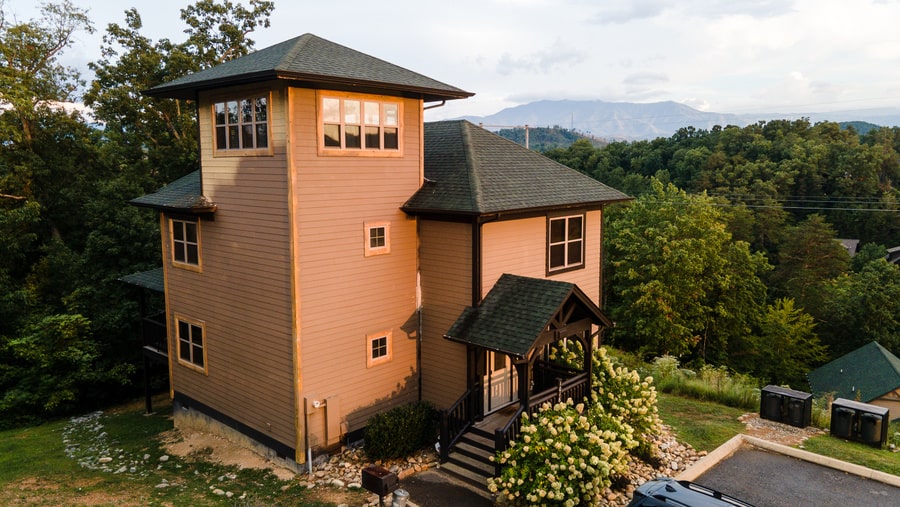 yourcation awaits cabin, pigeon forge tennessee, family trip, things to do
