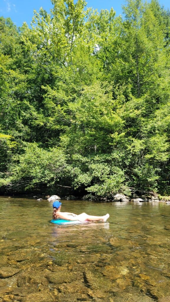 Things to do in Pigeon Forge, River tubing, float the river